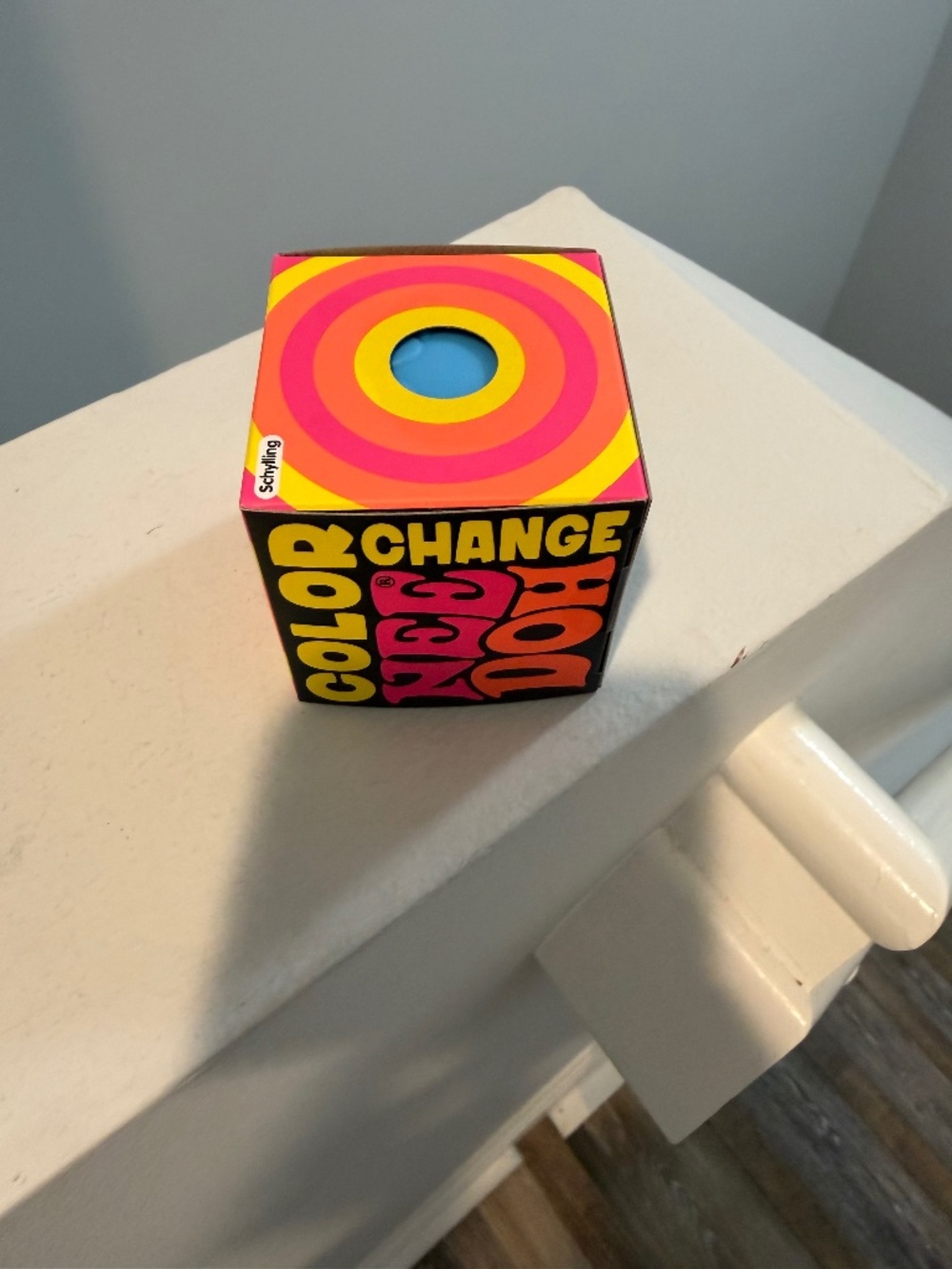 NEEDOH color changing